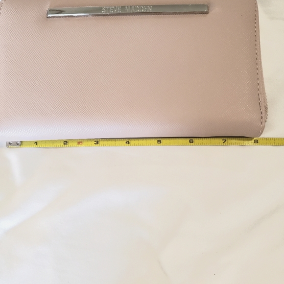 Clutch Wallet - Picture 5 of 8